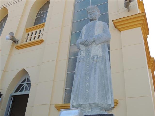 Homenagens e inauguração da escultura do Padre Antônio Ribeiro Pinto